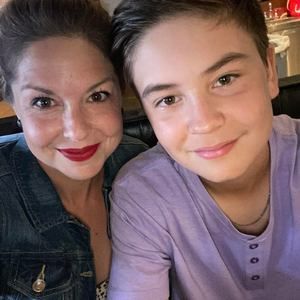 Meet your Posher, Candy